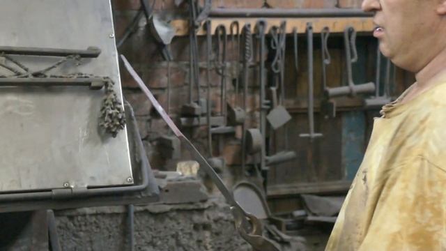 The use of broaching tool in the forge. Прошивник, использование. смотреть онлайн