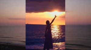 Я есть, я живу, это счастье _ I am, I live, this is happiness. Оксана Велк (авторское прочтение)