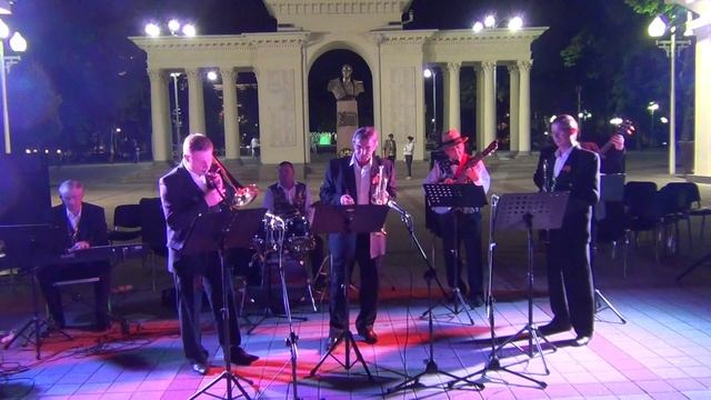 Темиргоевский диксиленд «Круиз» (12) смотреть онлайн