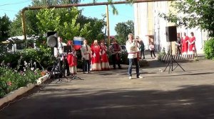 2023.06.12 - Концерты во дворах!" Выступление к Дню РОССИИ во дворе д.35 по ул.М.Горького.