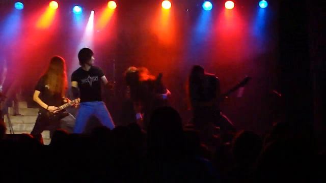 Эксергия - Зверь, Черта (клуб Арктика 19.11.10) смотреть онлайн