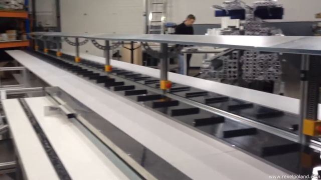 Blinds assembly conveyor LMK-1