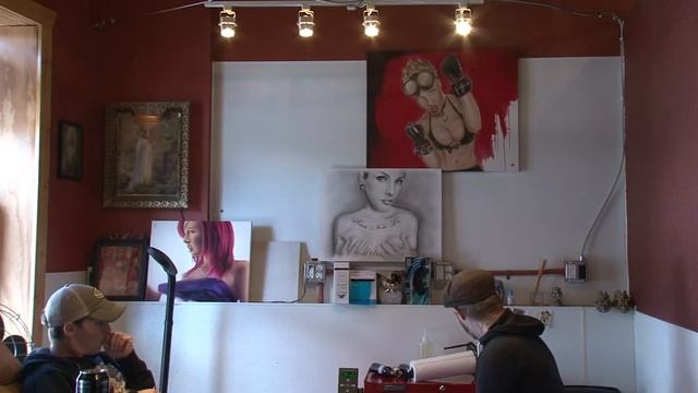 In-Focus Airbrush Artist - Lakeland News at Ten - October 18, 2013 смотреть онлайн