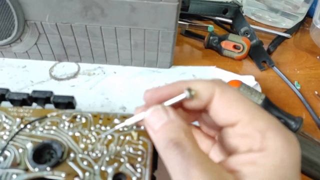 Grundig Signal 500 Repair Vintage Radio From 1970 смотреть онлайн