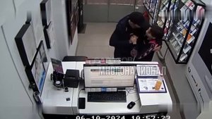 Зарезал любительницу восточных сказок.(см.описание)
