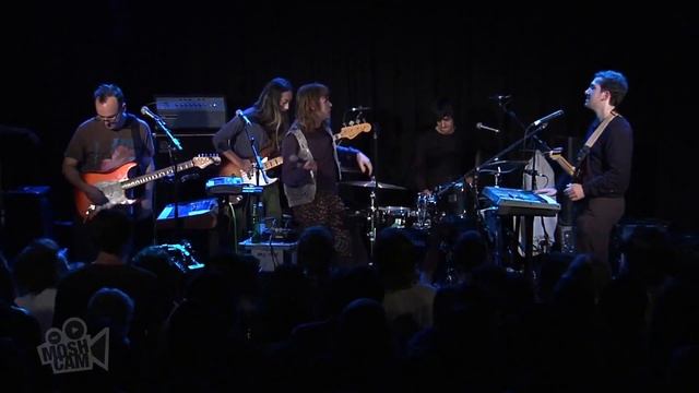 Ariel Pink's Haunted Graffiti Witchhunt Suite For WWIII Live in Sydney Moshcam 10 смотреть онлайн