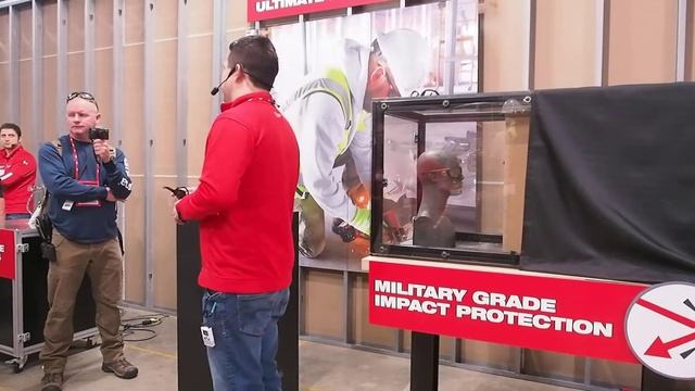 Milwaukee Tool Safety Glasses Test смотреть онлайн