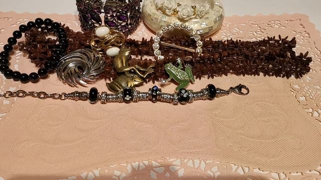 Винтажные украшения распаковка #винтаж#vintagejewelry #unbagging #canada смотреть онлайн