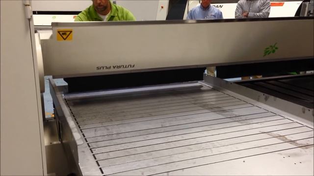 Futura Plus 30 forming louvered panel смотреть онлайн