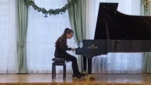 Едигарян Валерия, 12 лет, Ян Сибелиус - Этюд