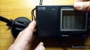 Unboxing and Review of the Tecsun R-9012 FM MW SW World Radio. Portable table shortwave radio.