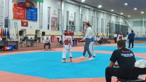 5.10.24 Алексей Погосян красный жилет полуфинал 3 бой, Славянск на Кубани Тхэквондо.