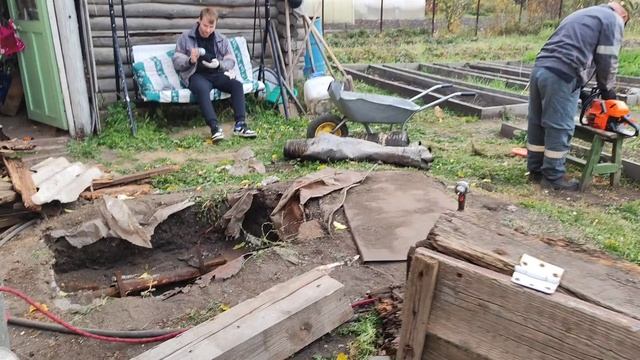 МУЖ ЗАХОТЕЛ ТЫКВЫ/СТРЯПАЮ МАНТЫ/САША ДЕЛАЮТ ДЕЛА С СЫНОМ.