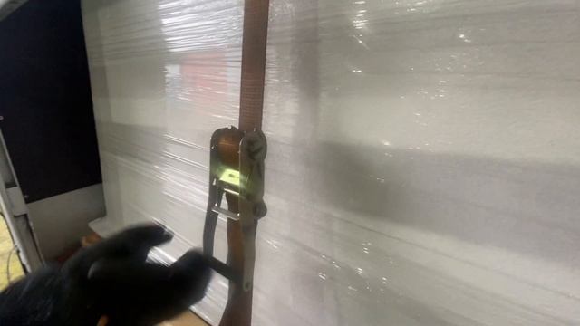 Работа на БУСе, загрузки и крепление товара. смотреть онлайн