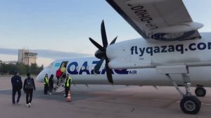 Это нечто: Economy class Qazaq Air Bombardier Dash 8 ✈| Эконом класс Qazaq Air турбовинтовой Dash 8
