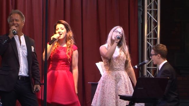 QueSerra(Ray Evans and Jay Livingston Cover)-Jacek Silski,Natalia Kutyla,Marta Pagacz,Robert Daniel смотреть онлайн