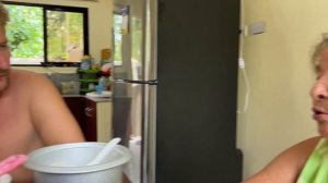 Денис и Роуз, переезд в новый дом