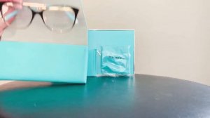 Unboxing Tiffany & Co. model TF 1130