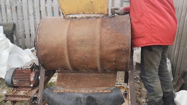 Лущилка для кукурузы.
