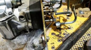 (3054C perkins engine)removal and installation of injection pump and injector/backhoe loader 422E