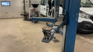 Köp Fordonslyft 2 pelare Nussbaum 2.30 SL MM på Klaravik