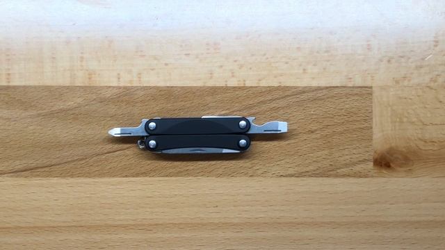 Leatherman Squirt PS4 смотреть онлайн