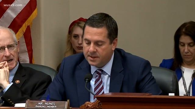 House Oversight committee votes to hold William Barr and Wilbur Ross in contempt смотреть онлайн