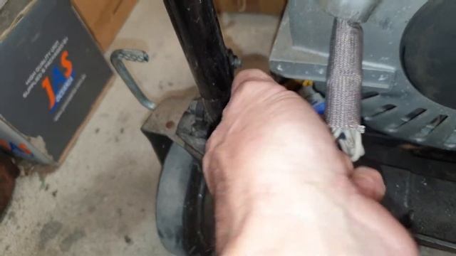 Gil's Yamaha EF6300iSE Generator - Engine Runs But Has Powerhead Issues смотреть онлайн