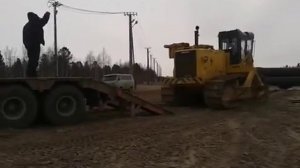 Заезд трубоукладчика на трал