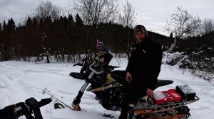 ЕДУТ ЛИ СНОУБАЙКИ KEWS 450 EFI, HENGJIAN 450 на КАРБЕ ?! SNOWMOTOFUN
