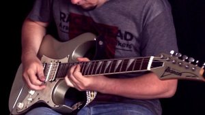 The Loner/Плачем от одиночества с Гари Муром