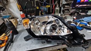 Toyota Land Cruiser Prado. Установка бидиодных двухчиповых линз ZORKiY F40 4800K gen4 BI-LED.