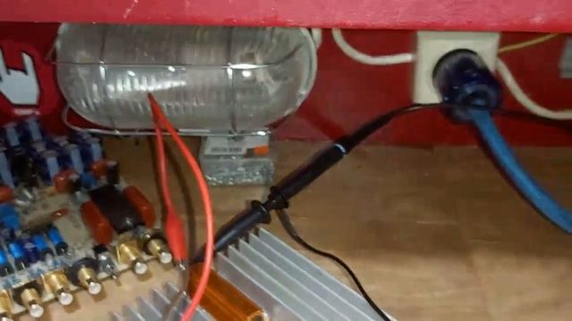 Einstein The Amp, cz2, poszukiwanie przyczyny niesprawności (#60) смотреть онлайн