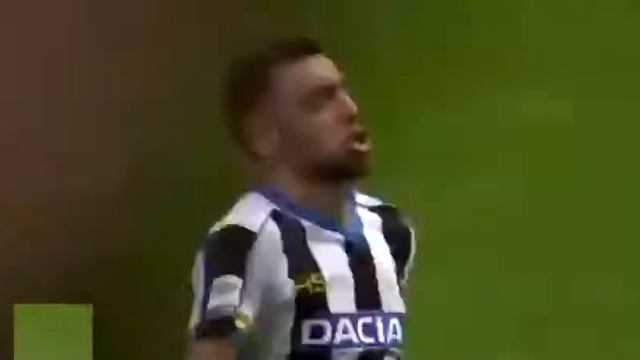 Bruno Fernandes wining bicycle kick goal against Napoli.