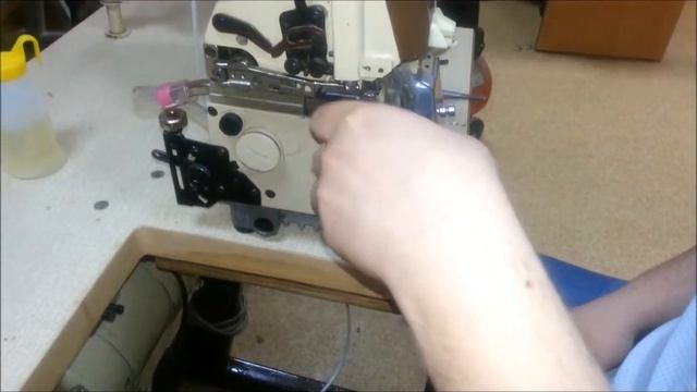 Mauser Special 9751 оверлок с верхним продвижением и цилиндрической платформой