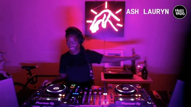 Ash Lauryn | Fault Radio DJ Set in Atlanta смотреть онлайн