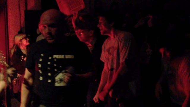 Kim Phuc @ The Shop (Pittsburgh, PA) смотреть онлайн