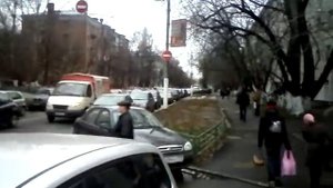 Москва ул.Болотниковская д.12 видео 5 время 12-45