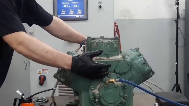 6HE-28Y-40P Bitzer Pistonlu Kompresör Çalıştırma Testi & 6HE-28Y-40P Bitzer Compressor Run Test смотреть онлайн