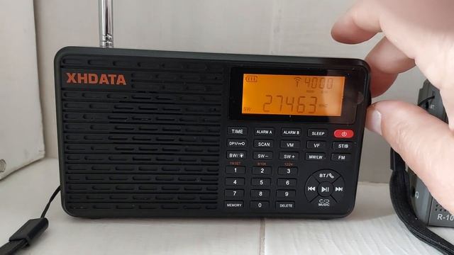 XHDATA D-109 & RADIWOW R-108 and 27465 khz CB Comparison tests смотреть онлайн