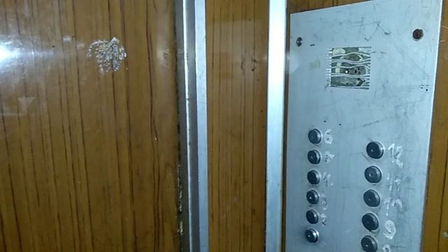 Музыкальный лифт (ЩЛЗ-2022 г.в) V=1 м/с, г/п 400 кг, старый пасс лифт (МЛЗ-1987 г.в) 320 кг смотреть онлайн