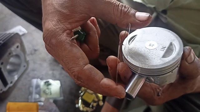 tvs Apache RTR haf engine fitting kase kare full details смотреть онлайн