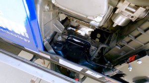 NPS 5500, Yamaha generator oil change.