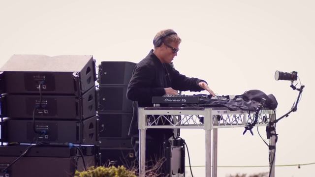 Kaskade - Live @ The Golden Gate Bridge x San Francisco, CA [08.11.2021](неполное) смотреть онлайн