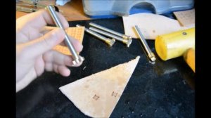 Штамп для тиснения кожи VOKASI A18. Видеообзор