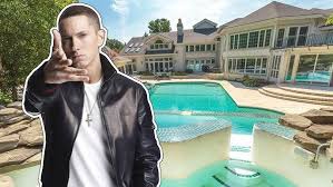 Как живет EMINEM и сколько он зарабатывает