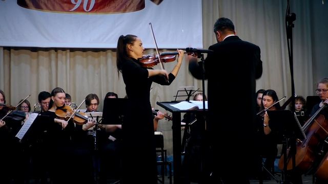 Игорь Фролов - Концертная фантазия на темы оперы Дж.Гершвина «Порги и Бесс» для скрипки с оркестром смотреть онлайн