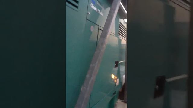 2004 25 KW cummins onan diesel generator смотреть онлайн