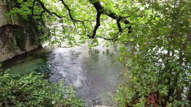ШИКАРНАЯ Прогулка для РОМАНТИКОВ.  FONTAINE DE VAUCLUSE   France Provence Avril 2019