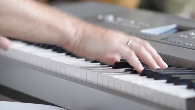 Varaviksne - Sliekšņi un Griesti - RIGA смотреть онлайн